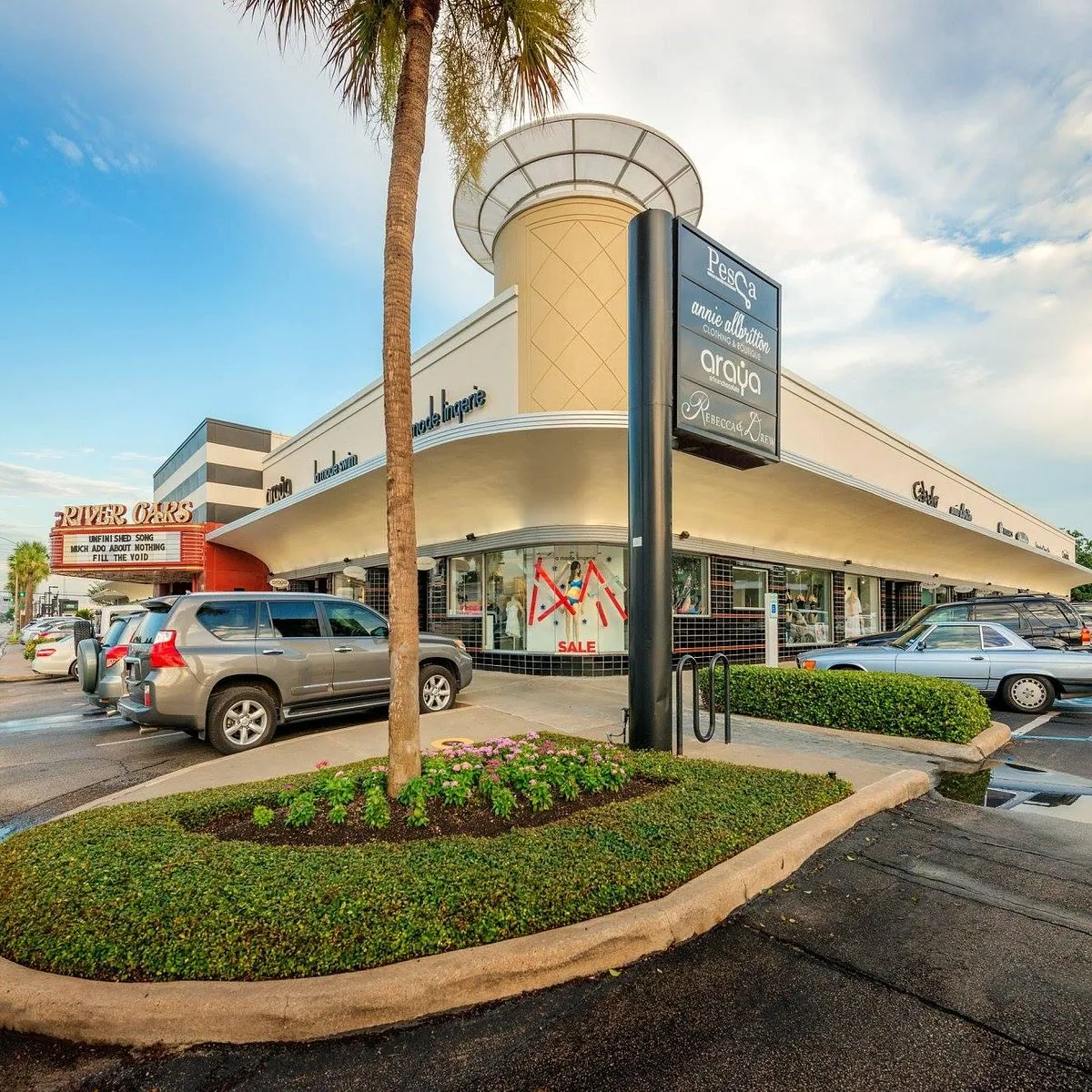 Shopping Center Roofing in Scottsdale, AZ Shopping Center Roofing in Scottsdale, AZ