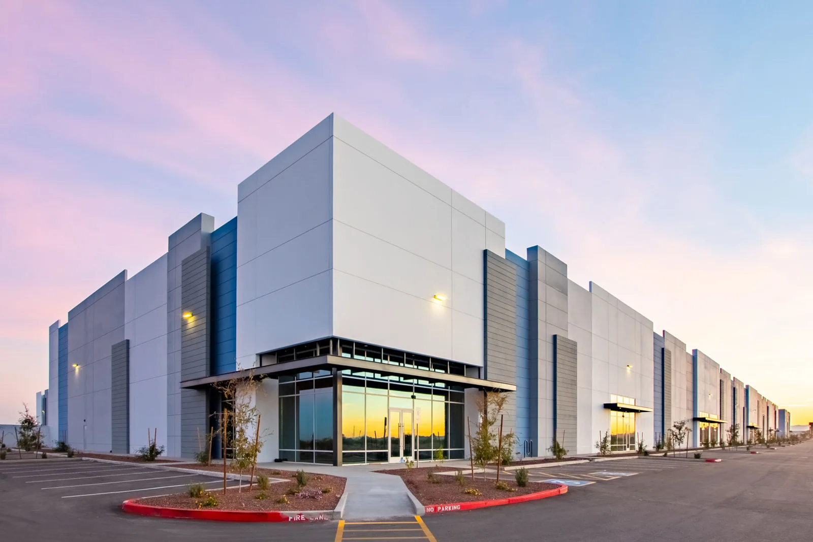 Warehouse Roofing in Scottsdale, AZ Warehouse Roofing in Scottsdale, AZ
